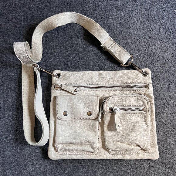 Fossil Sutter Crossbody Bag Purse White Pebbled Leather Pockets Soft 75082 - Picture 1 of 16